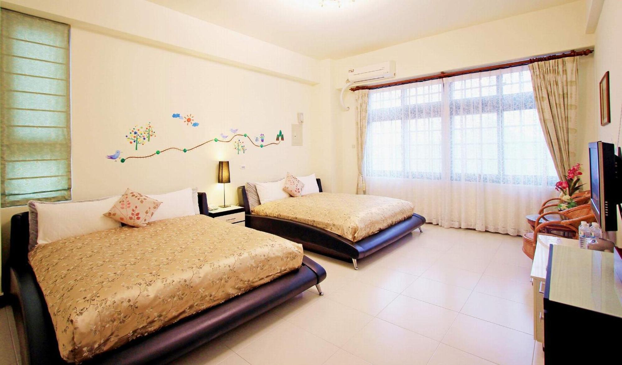 Green Window Homestay綠窗小築天安居民宿 Hualien City Exterior foto